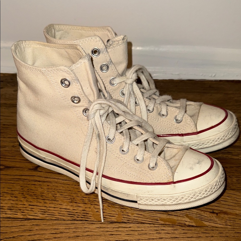 CONVERSE High Top Sneakers